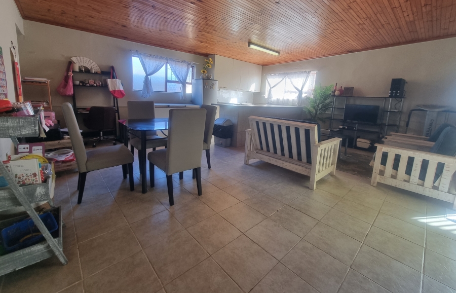 6 Bedroom Property for Sale in Heiderand Western Cape